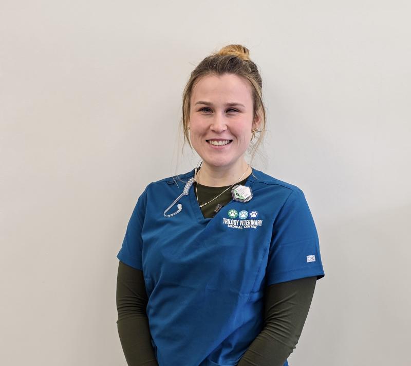 Kira , Credentialed Veterinary Technician Kira , Credentialed Veterinary Technician
